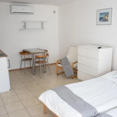 Проживание в семье Cuma *