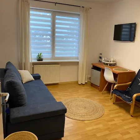 Quarto em Acomodações Particulares Cuma *