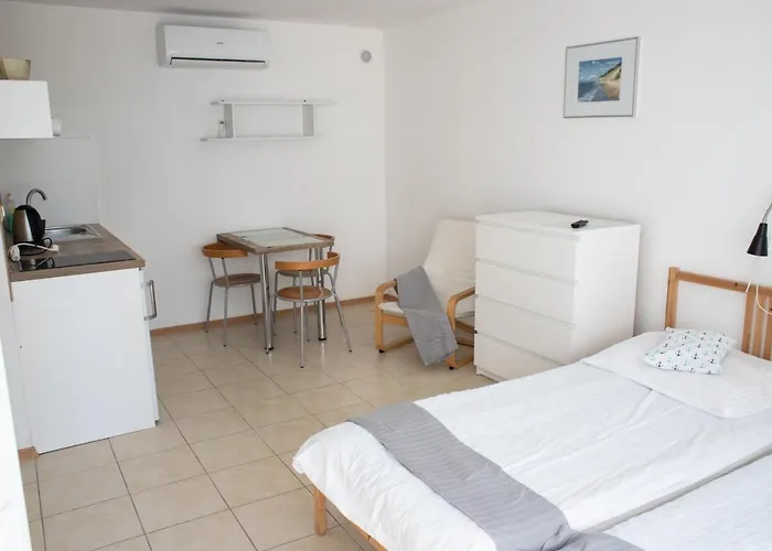 Rum i privatbostad Cuma *