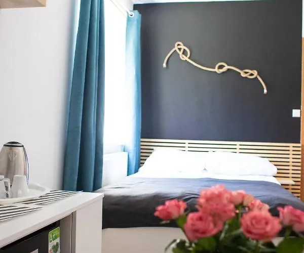 Cuma Δωμάτια σε οικογενειακή κατοικία Jastrzębia Góra